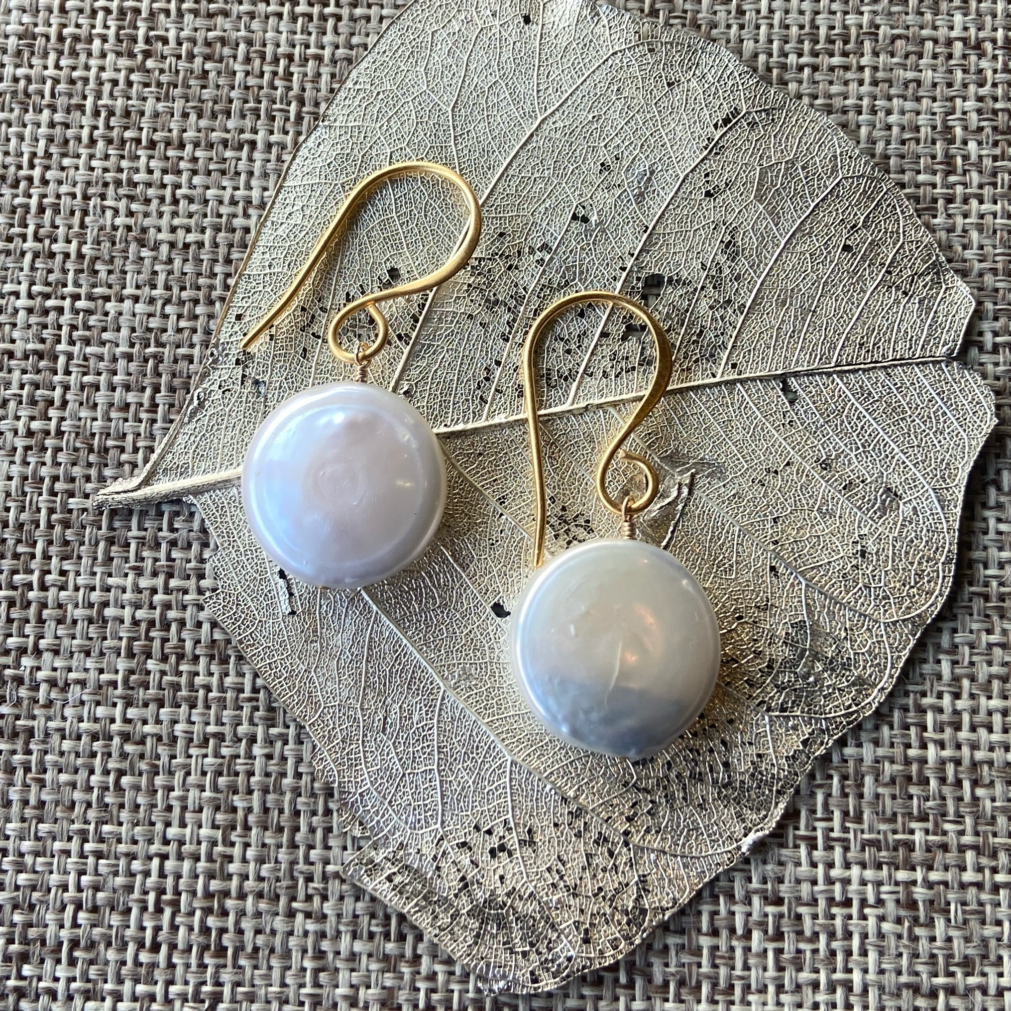 Coin Pearl Earrings